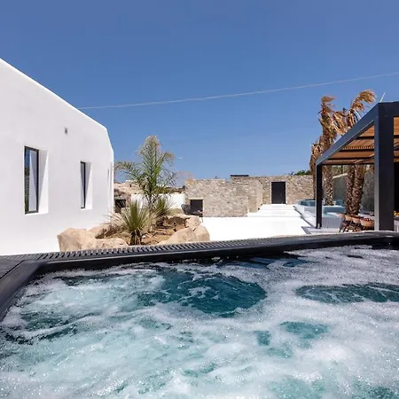 Villa Black Villa- Cave Heated Pool *