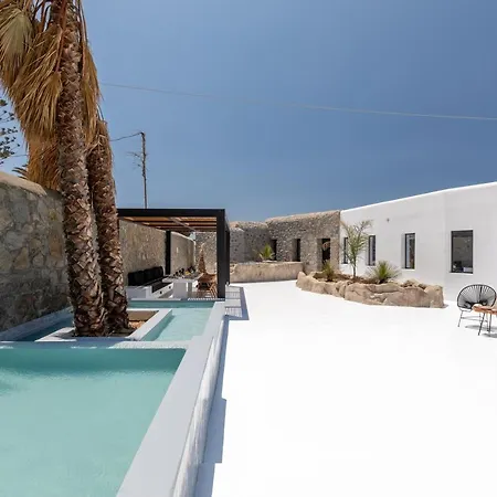 Black Villa- Cave Heated Pool Mykonos Town