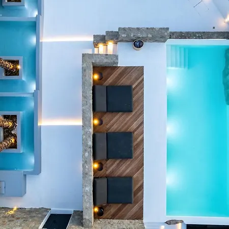 Villa Black Villa- Cave Heated Pool