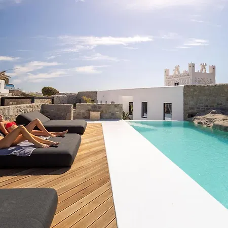 Black Villa- Cave Heated Pool Villa *